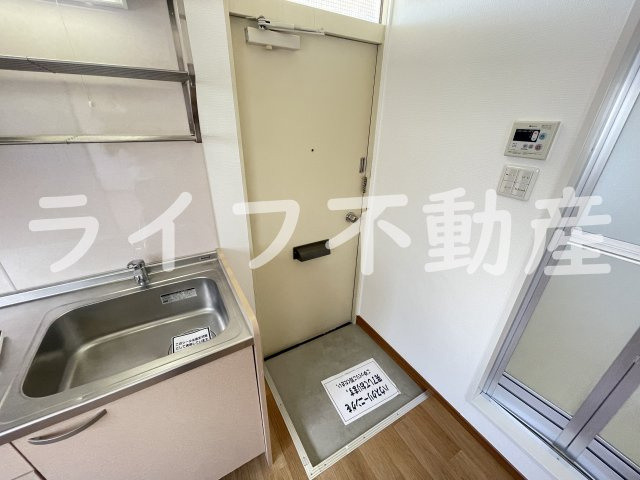 江口コーポの玄関|毎日通る玄関はこちらです