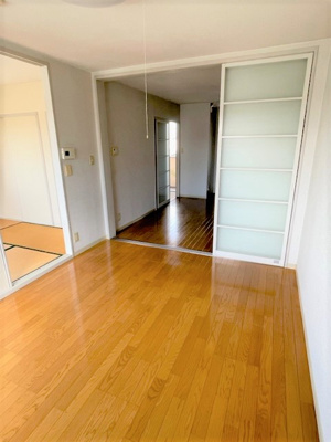 【居間・リビング】 | アーバンハイツB