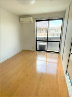 【居間・リビング】 | アーバンハイツB