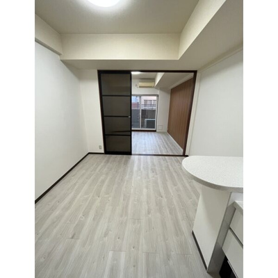 【居間・リビング】 | マスターズレジデンス道頓堀III