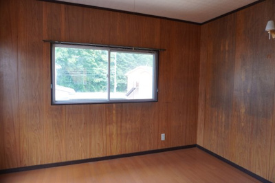 【洋室】 | 今村北4丁目貸家 | 2階の洋室です