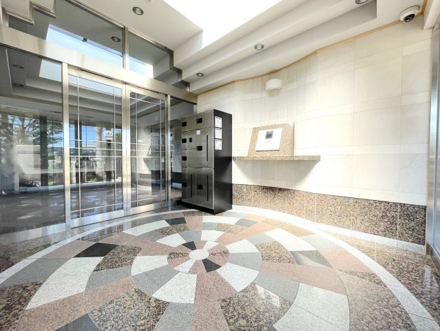 アンピール海の中道のエントランス