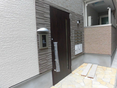 【エントランス】 | フジパレスだいどう豊里 | 明るいエントランスです。