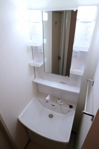 リバーサイド樫の木の洗面所