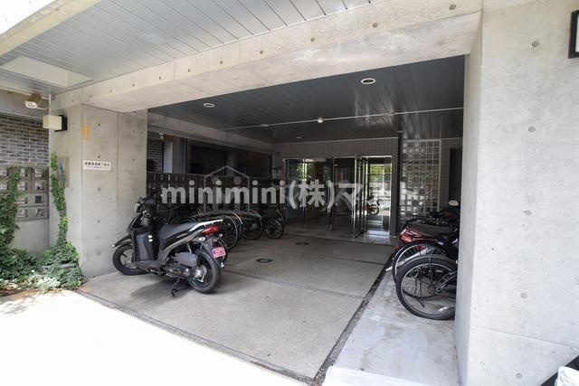 インベスト北梅田のエントランス