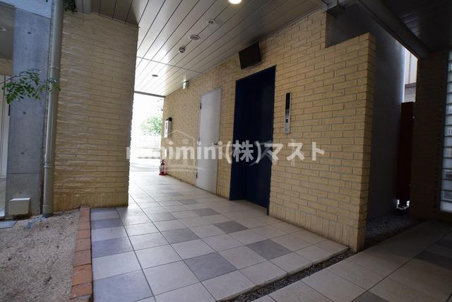 インベスト北梅田のロビー