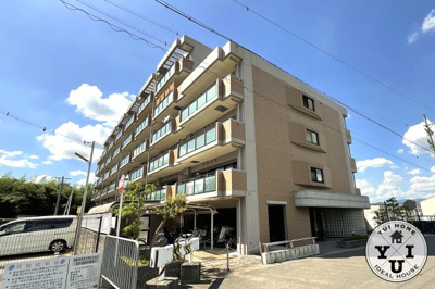 【外観】 | グラン・コート宇治東 | 最寄駅が人気の『六地蔵駅』で、ＪＲ奈良線は9分、地下鉄東西線は10分、京阪宇治線は14分という便利な立地です(*´▽｀*)