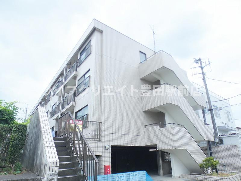 小宮キザキコーポの外観