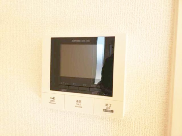 【セキュリティ】 | ロージー | オートロック完備