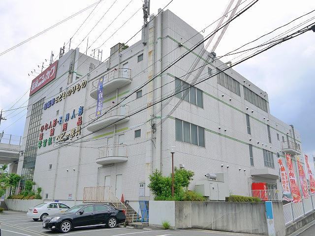 宝来ビルの外観