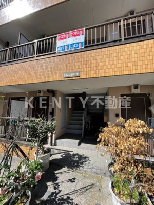 【エントランス】 | ドムショパーナ | ゆとりのあるエントランスです