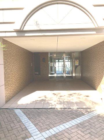 JGMヴェルデヒルズ二日市のエントランス