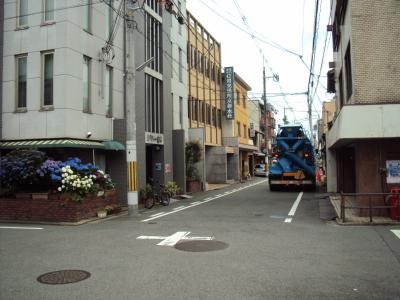 リバティ室町の周辺