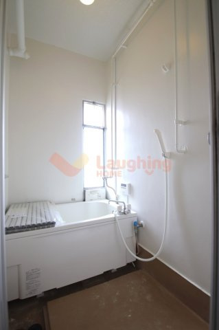 ビレッジハウス荒木1の浴室|日々の疲れを癒すお風呂付です