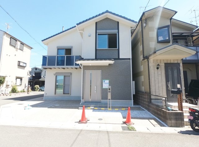 全１６区画新築戸建■全室２面採光で陽当たり良好■収納充実■駐車２台可能■伏見区久我御旅町３１期の外観|外観