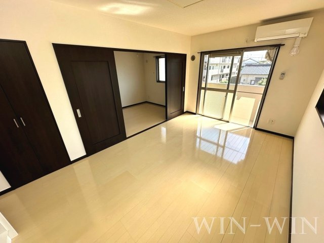 レ・セーナの居間・リビング