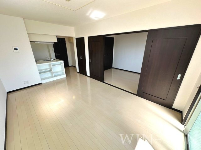 レ・セーナの居間・リビング