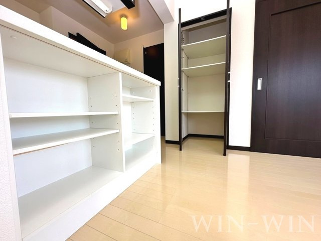 レ・セーナの収納