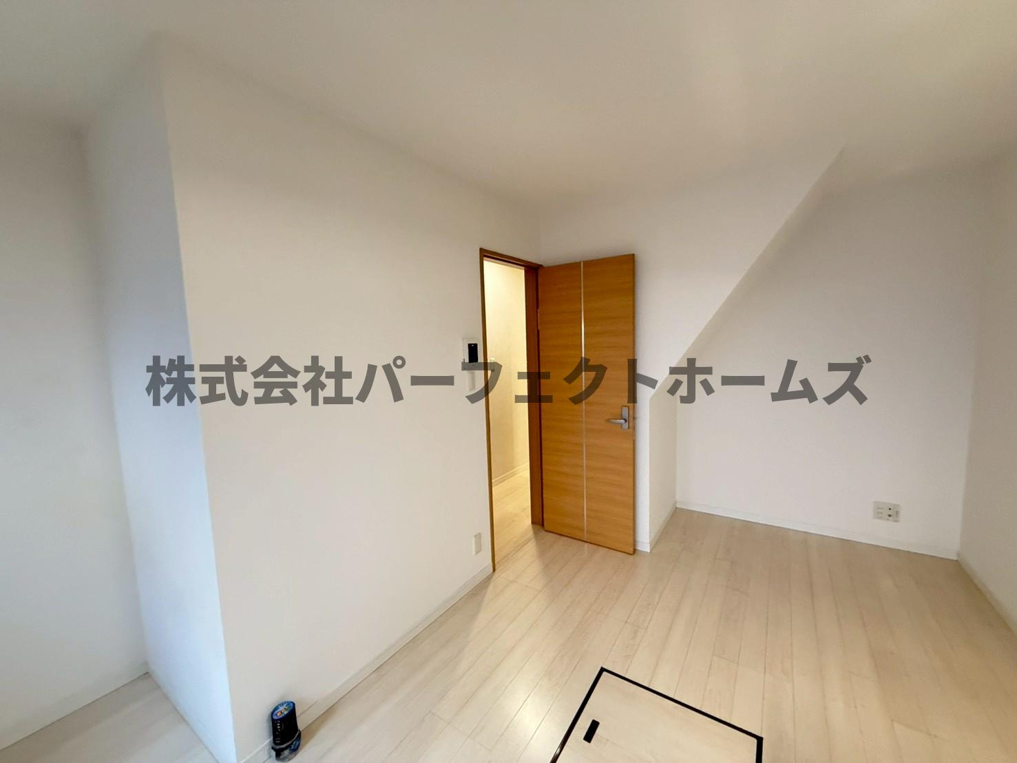 長尾家具町戸建　賃貸の洋室|明るい洋室です