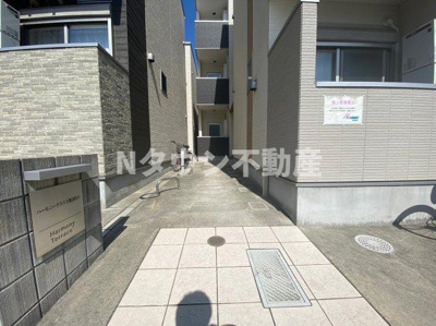 【エントランス】 | ハーモニーテラス下飯田町Ⅱ | 清潔なエントランスです