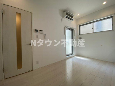 【居間・リビング】 | ハーモニーテラス下飯田町Ⅱ | ゆったりとしたリビングです