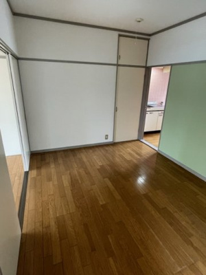 【洋室】 | ラフィネやじま