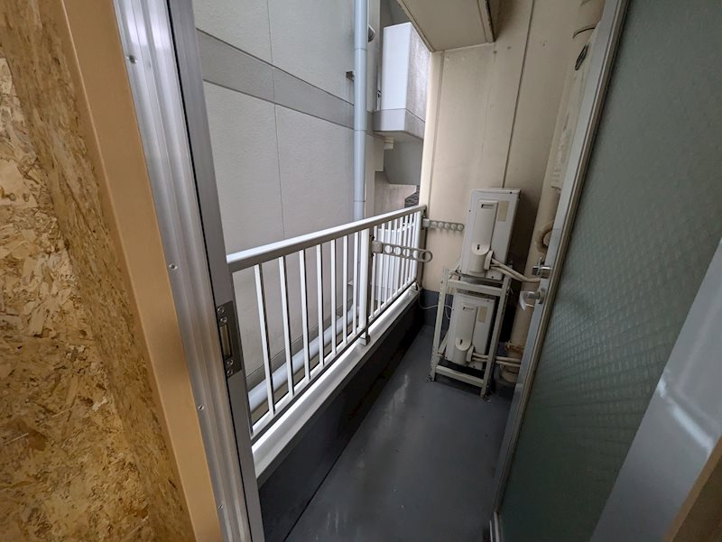 アルカス千本通のバルコニー