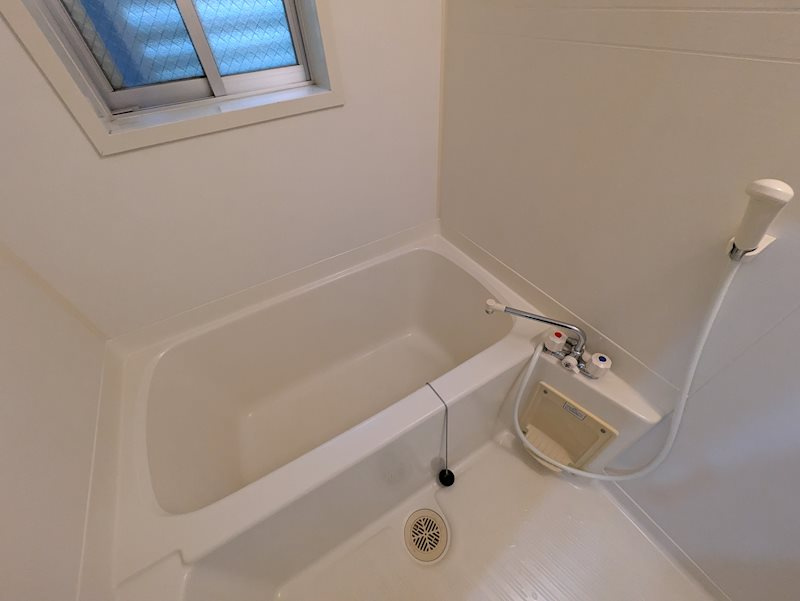 アルカス千本通の浴室