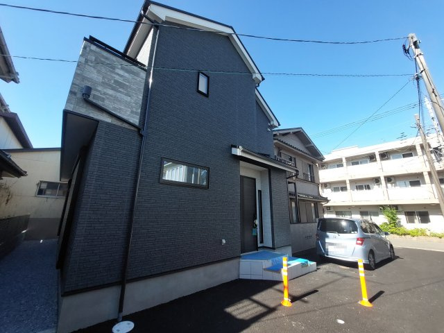 東久留米市八幡町の前面道路含む現地写真