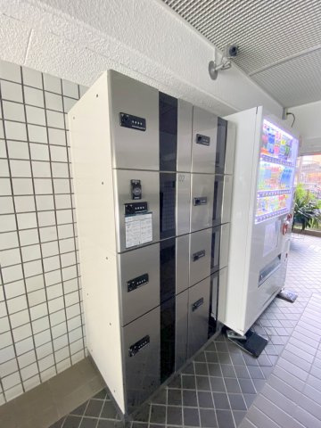 グリーンパーク三郷早稲田のその他共用部分|不在時に便利な宅配BOX
