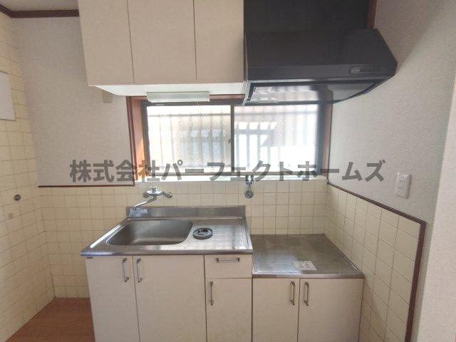 南中振1丁目戸建　賃貸のキッチン|きれいなキッチンです