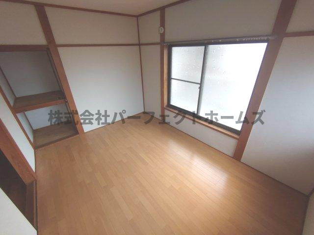 南中振1丁目戸建　賃貸の洋室|個人の部屋や寝室として使える洋室です