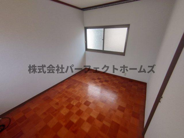 南中振1丁目戸建　賃貸の洋室|洋室です
