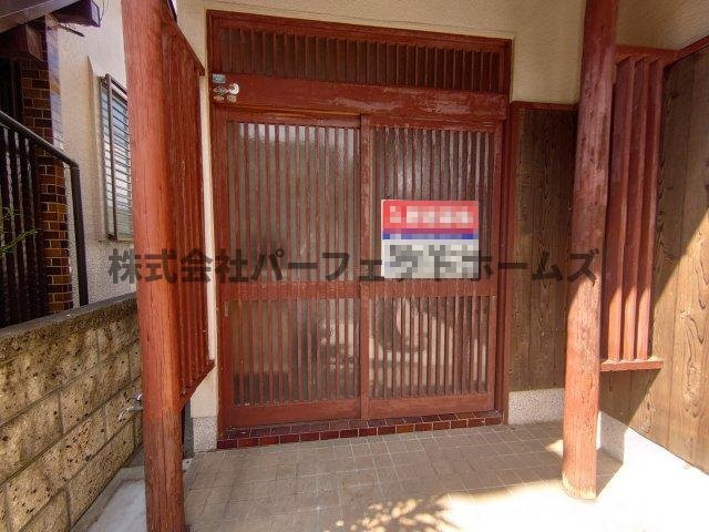 南中振1丁目戸建　賃貸の玄関