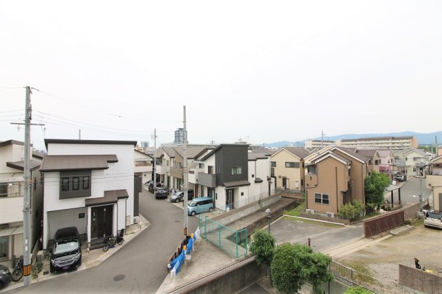 ライオンズマンション桂川久世の展望