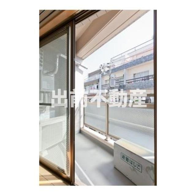 フレール南長崎のバルコニー