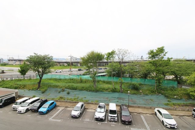コトーハイツ伏見稲荷A棟の展望