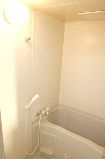 ウッドハウス【キャッシュバック対応物件】の浴室|お風呂で日々の疲れを落としましょう