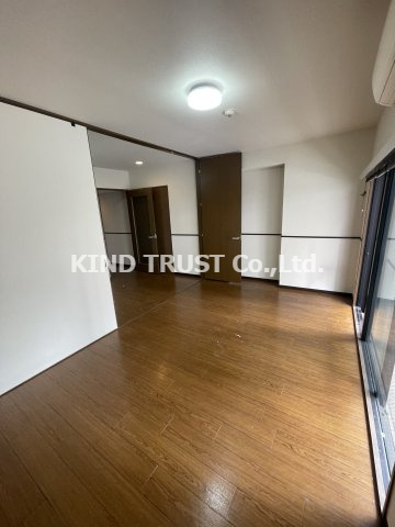 天神橋ハイムの居間・リビング|おしゃれな居間です