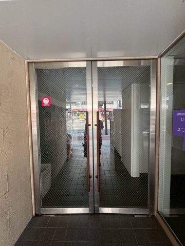 天神橋ハイムのエントランス|建物の内部です