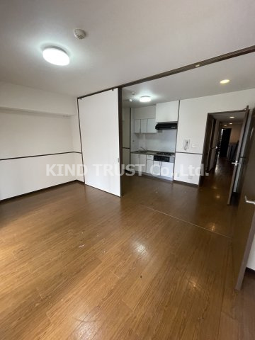 天神橋ハイムの居間・リビング|ゆったり過ごせる居間です