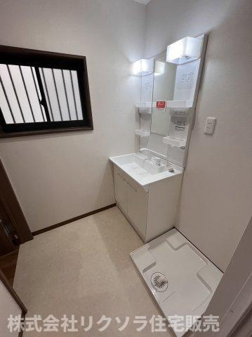 枚方市茄子作３丁目　中古一戸建ての脱衣所|洗面所