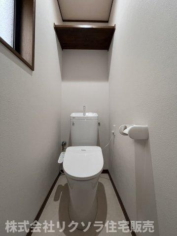 枚方市茄子作３丁目　中古一戸建ての設備|2階トイレ