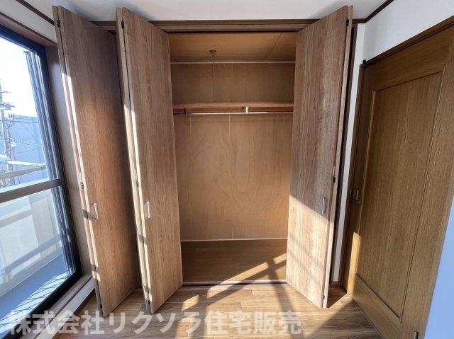 枚方市茄子作３丁目　中古一戸建ての収納|収納豊富です