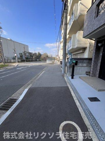 枚方市茄子作３丁目　中古一戸建ての前面道路含む現地写真|前面道路含む現地写真です