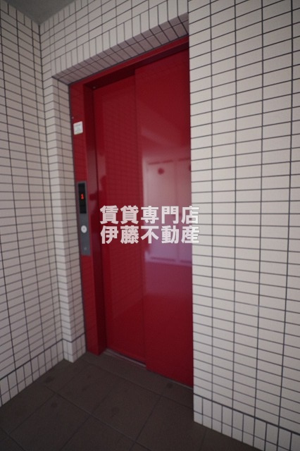 A・City東岸のロビー|エレベーター