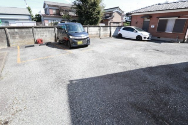 シティハイムナリシマⅡの駐車場