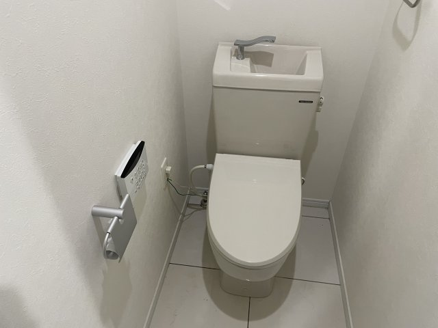 【トイレ】 | リアライズ花園町駅前