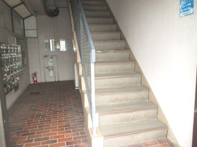 【その他共用部分】 | メゾンガロパンⅠ | 共用階段です