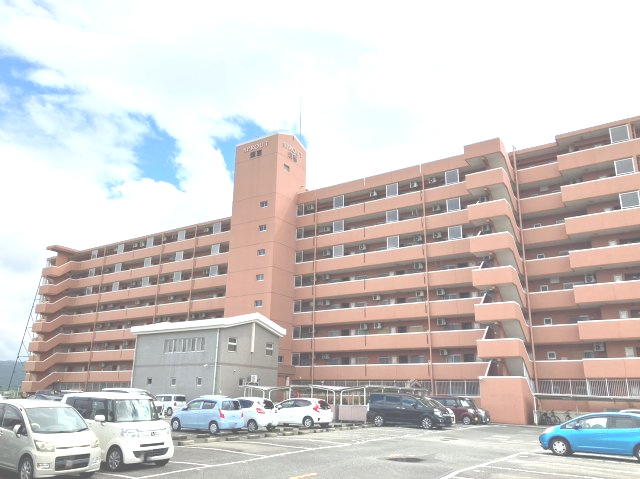 スプラウトマンション須惠の外観